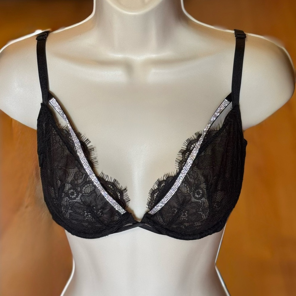 Victoria’s Secret Black Lace Bra with Shiny Silver Straps 34DDD